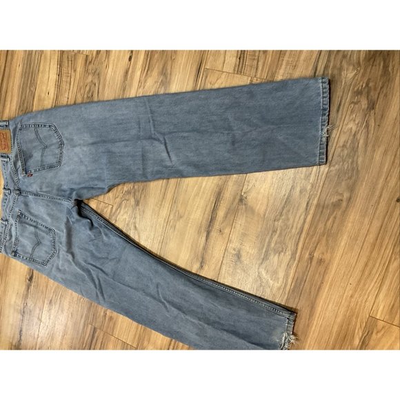 Vintage Levi’s 505 Jeans Mens 38 x 32 Made in USA Light Wash 90s Small Hole Left - Picture 16 of 16